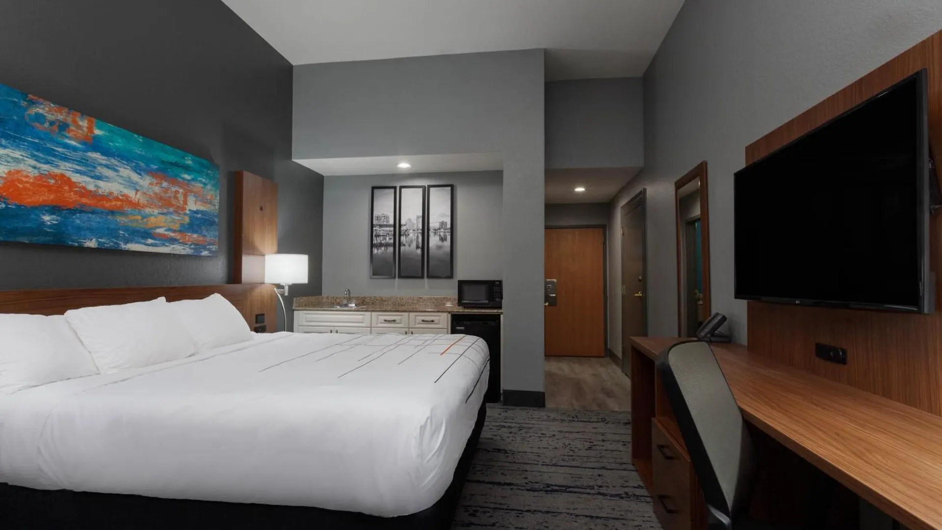 Hotel La Quinta By Wyndham St. Petersburg Northeast *Newly Renovated 3*,  Estados Unidos