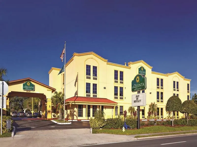 Hotel La Quinta By Wyndham St. Petersburg Northeast *Newly Renovated